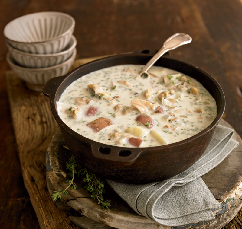 Classic New England Clam Chowder