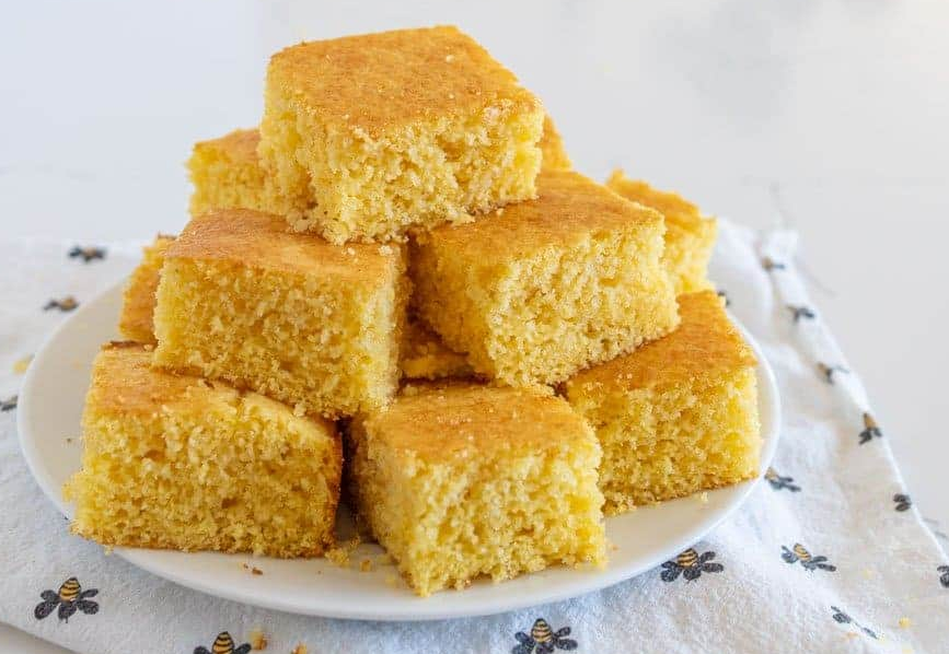 Homemade American Cornbread