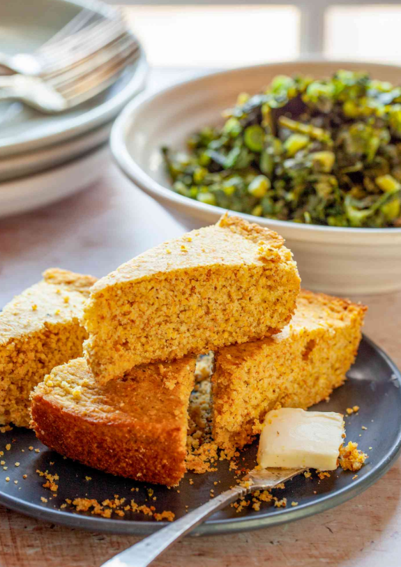 Homemade American Cornbread