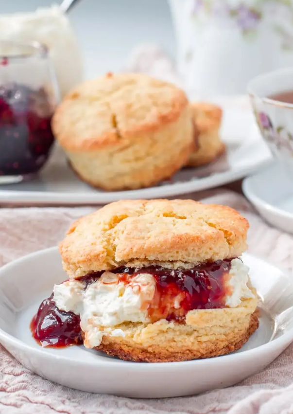 Homemade Clotted Cream Scones