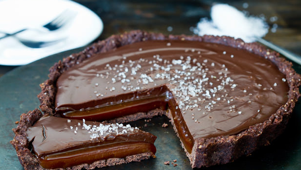 Rich and Decadent Chocolate Caramel Tart