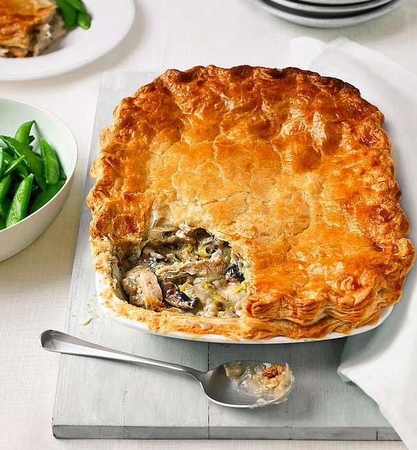 Traditional Chicken and Mushroom Pie